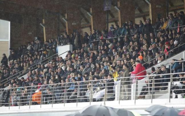 Imagen de la grada de Altamira durante un partido de esta temporada. Imagen de la grada de Altamira durante un partido de esta temporada.