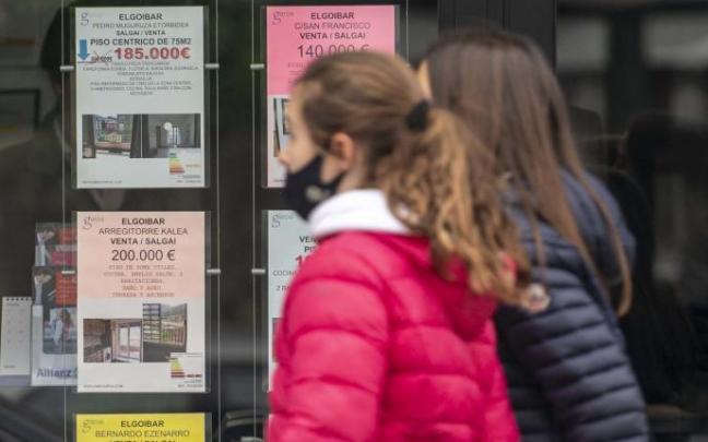 Escaparate de una inmobiliaria