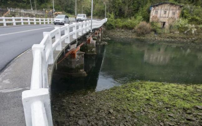 Puente antiguo de Astiñene