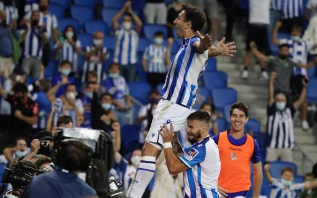Oyarzabal celebra el gol que ha dado la victoria a la Real. Oyarzabal celebra el gol que ha dado la victoria a la Real.