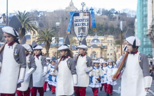 Compañía de Jakintza Ikastola en la Tamborrada Infantil de 2020 Compañía de Jakintza Ikastola en la Tamborrada Infantil de 2020