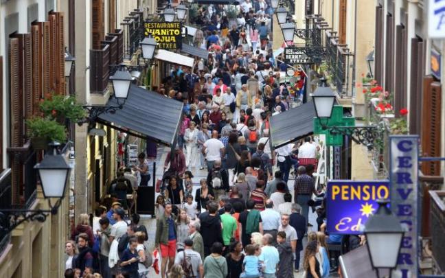 La Parte Vieja, uno de los puntos neurálgicos del pintxo donostiarra.