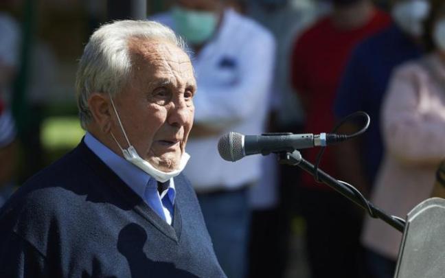 Teófilo Cervera no pudo aguantar las lágrimas al recordar a su padre. Teófilo Cervera no pudo aguantar las lágrimas al recordar a su padre.
