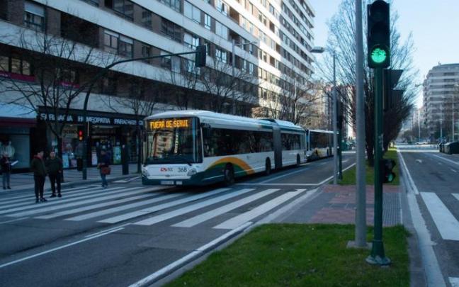 Una villavesa circulando por Pío XII.