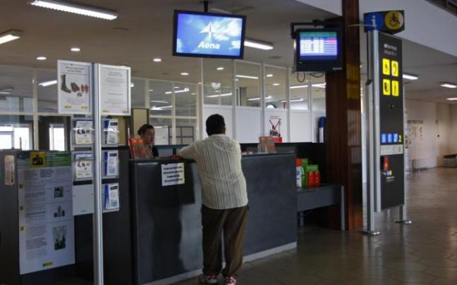 El aeropuerto de Hondarribia, reconocido por su "compromiso de escucha al pasajero"