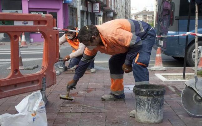 Trabajador en una obra Trabajador en una obra