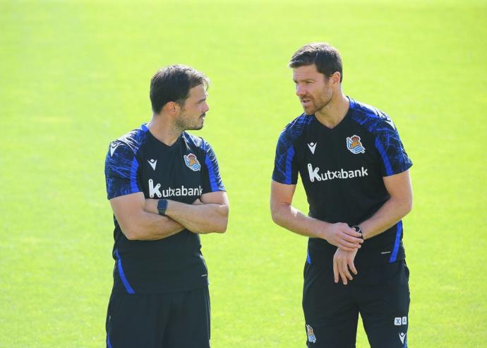 Xabi Alonso en un entrenamiento de este verano en Zubieta