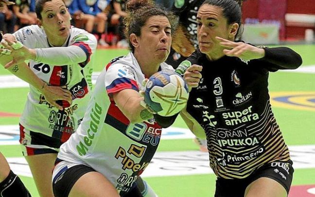 Esther Arrojeria, Mecaliaren kontrako partidan. Argazkia: Iker Azurmendi