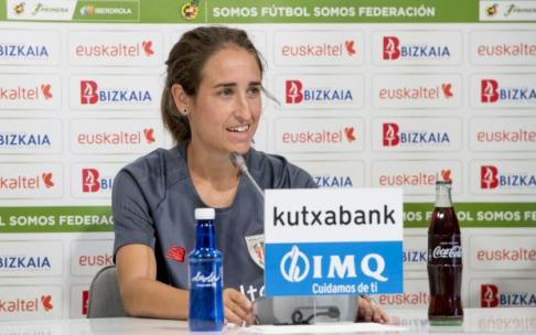 Iraia Iturregi durante una rueda de prensa. Iraia Iturregi durante una rueda de prensa.