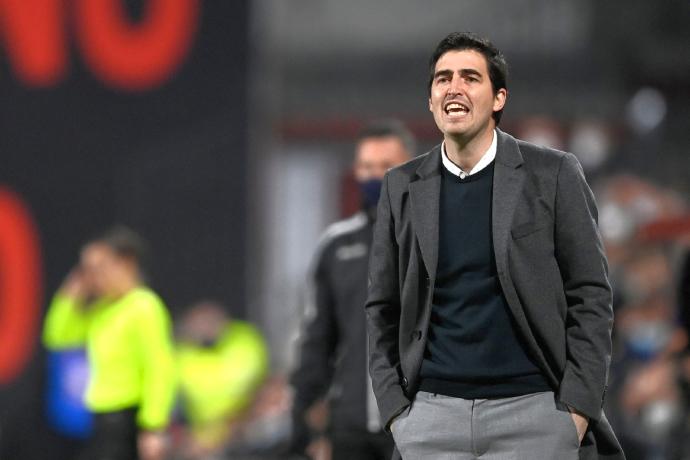 El exjugador del Athletic y entrenador del Rayo Vallecano, Andoni Iraola, durante la eliminatoria de cuartos de final de Copa