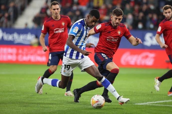 Alexander Isak, en un partido contra Osasuna.