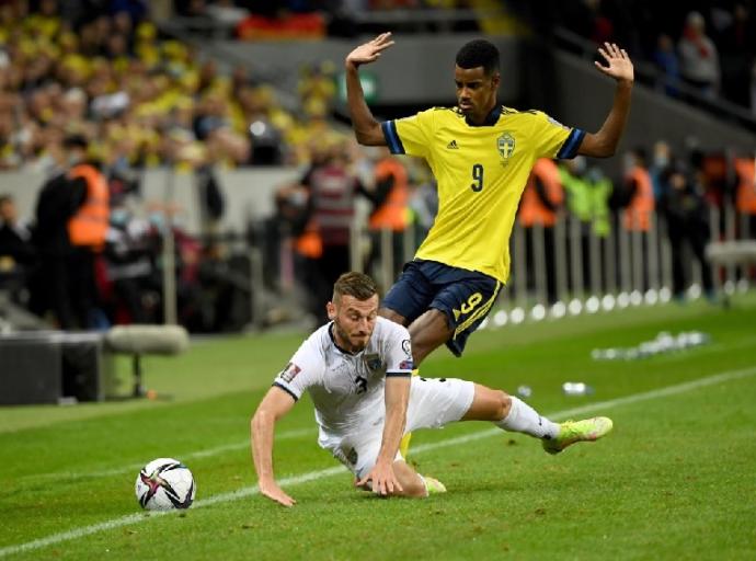 Isak, durante el partido de este sábado contra Kosovo.