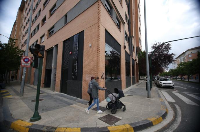 Fachada del tercer restaurante de Isla Sicilia en Pamplona, en el Parque de los Enamorados de la Rochapea.