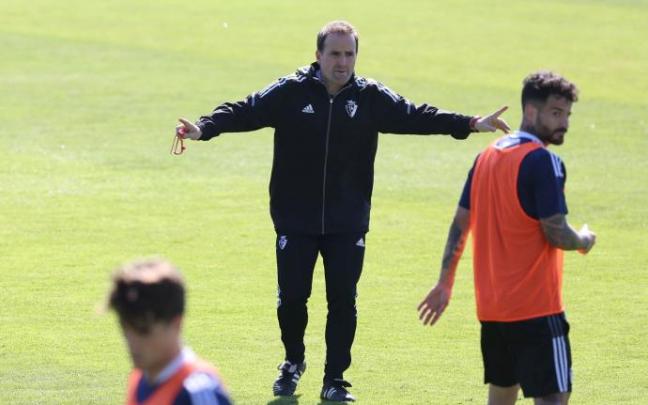 Jagoba Arrasate, en un entrenamiento de Osasuna