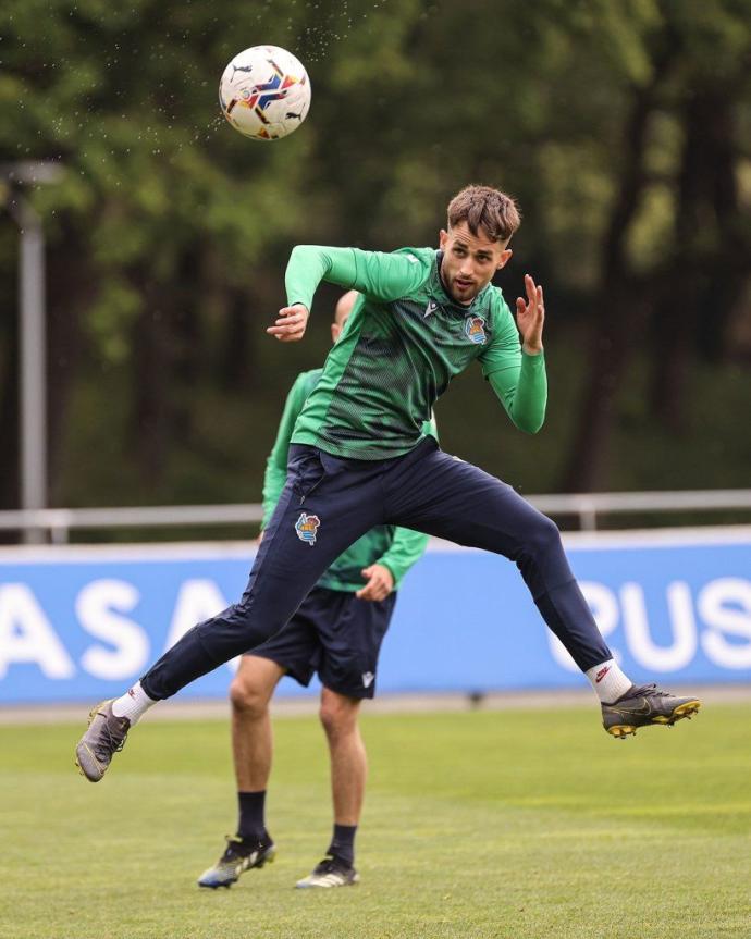 Adnan Januzaj, en un entrenamiento de la Real Sociedad