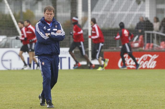 Jan Urban, exjugador y exentrenador de Osasuna, durante un entrenamiento en 2015.