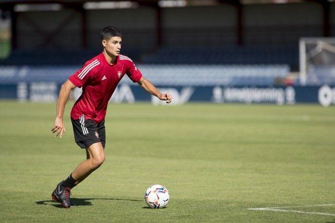 Jaume Grau, en un entrenamiento con CA Osasuna