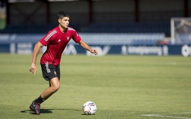 Jaume Grau, en un entrenamiento con CA Osasuna