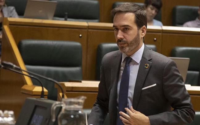 El consejero de Turismo, Comercio y Consumo, Javier Hurtado.