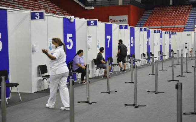 El 86,2% de la población de más de 12 años, inmunizada contra la covid en Euskadi