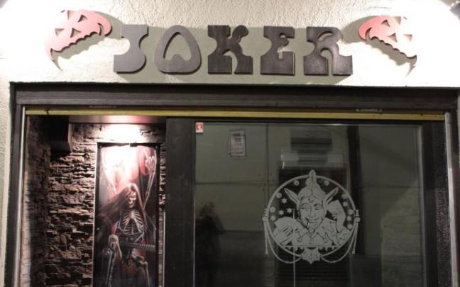 Exterior del bar Joker Exterior del bar Joker