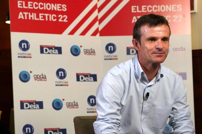 Jon Uriarte, candidato a la presidencia del Athletic, durante la entrevista con DEIA y Onda Vasca