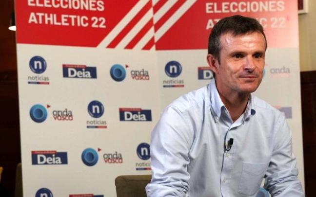 Jon Uriarte, candidato a la presidencia del Athletic, durante la entrevista con DEIA y Onda Vasca
