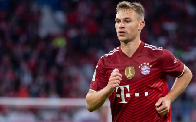 Kimmich, que ha confirmado en público que no tiene la vacuna puesta, vuelve a estar confinado.