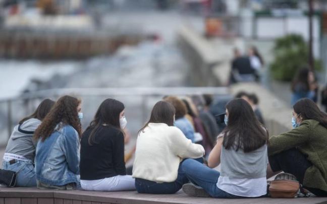 Son más mujeres que hombres las que realizan labores de voluntariado Son más mujeres que hombres las que realizan labores de voluntariado