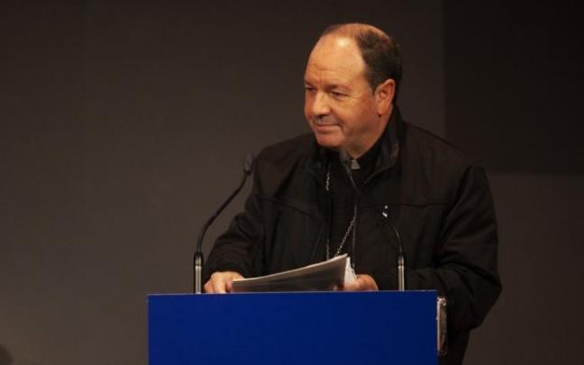 Juan Carlos Elizalde, obispo de Vitoria. Juan Carlos Elizalde, obispo de Vitoria.