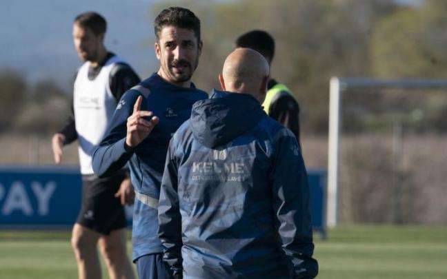 Julio Velázquez, en el entrenamiento de ayer en Ibaia