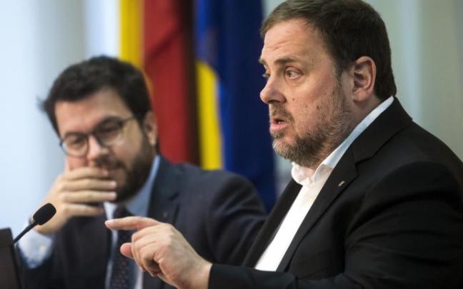 Oriol Junqueras junto al president de la Generalitat, Peré Aragonès, en una imagen de archivo Oriol Junqueras junto al president de la Generalitat, Peré Aragonès, en una imagen de archivo