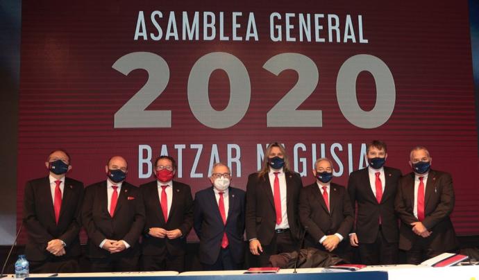 La junta directiva de Osasuna, en la asamblea del pasado 31 de diciembre.