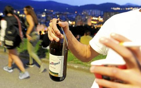Las últimas medidas acoptadas en Euskadi tratan de evitar aglomeraciones y reuniones en las que no se respetan las medidas de prvención. Foto: Jose Mari Martínez Las últimas medidas acoptadas en Euskadi tratan de evitar aglomeraciones y reuniones en las que no se respetan las medidas de prvención. Foto: Jose Mari Martínez