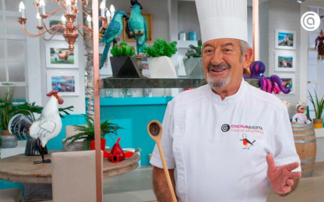 Karlos Arguiñano, en su televisiva cocina. Karlos Arguiñano, en su televisiva cocina.