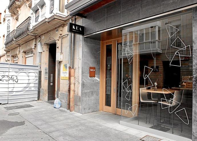 Fachada del restaurante Kea junto al local donde estuvo Gretel y hacia donde se ampliará. Foto: Pilar Barco