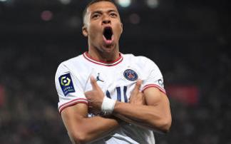 Kylian Mbappé durante un partido con el PSG. Kylian Mbappé durante un partido con el PSG.