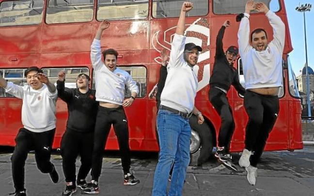 Los integrantes de los Bisons. Foto: Oskar González Los integrantes de los Bisons. Foto: Oskar González
