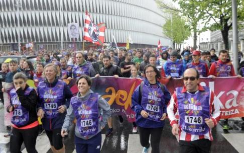 La explanada de San Mamés fue uno de los 'puntos calientes' de la última edición de Korrika, en el año 2019, a su paso por Bilbao.