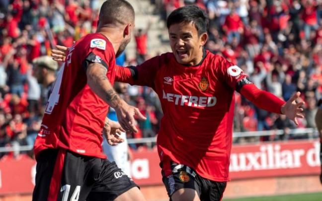 Take Kubo, durante un partido con el Mallorca durante su primera etapa en el club balear. Take Kubo, durante un partido con el Mallorca durante su primera etapa en el club balear.