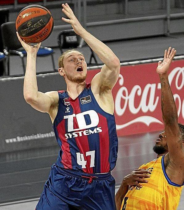 Kurucs jugó 30 partidos de ACB el pasado curso, con un promedio de solo dos puntos. Foto: Alex Larretxi