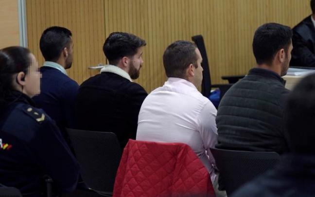 Los cuatro miembros de La Manada, durante el juicio por los abusos sexuales a una joven en Pozoblanco Los cuatro miembros de La Manada, durante el juicio por los abusos sexuales a una joven en Pozoblanco