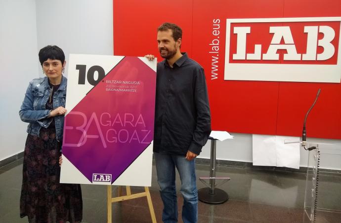 Garbiñe Aranburu e Igor Arroyo, ayer martes en la presentación.