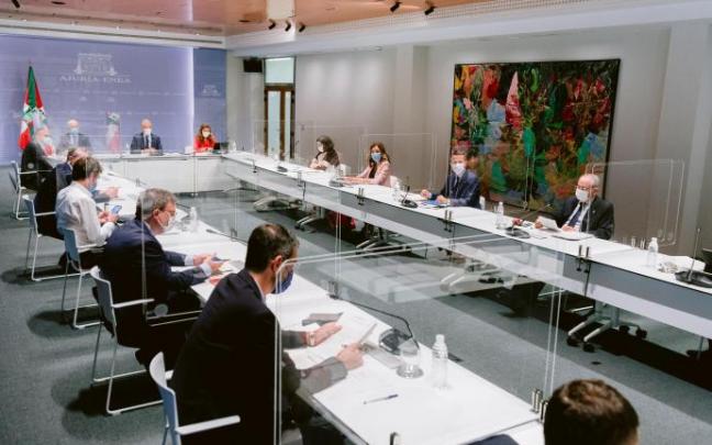 El lehendakari preside una reunión del Consejo Asesor del Plan de Protección Civil de Euskadi El lehendakari preside una reunión del Consejo Asesor del Plan de Protección Civil de Euskadi