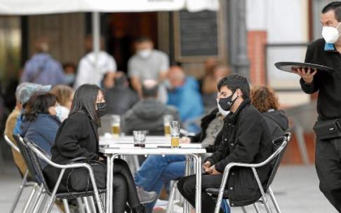 Las terrazas y el aforo máximo permitido en las mesas y locales hosteleros serán analizados en esa próxima reunión del Comité Técnico del LABI cuyas conclusiones serán anunciadas el viernes