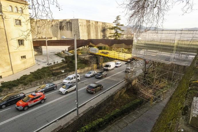 Obras en la pasarela de Labrit.