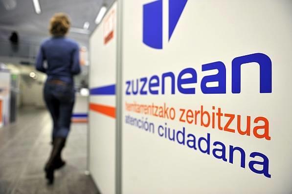 Las oficinas de Zuzenean prestan atención directa al público.