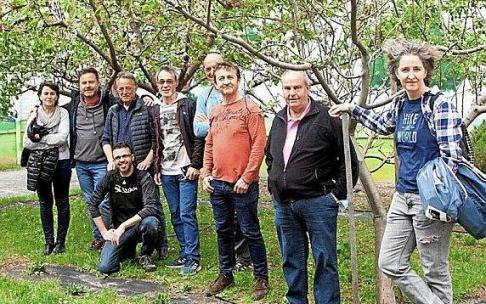 Algunos de los asistentes a la charla de ayer. Foto: Josu Chavarri