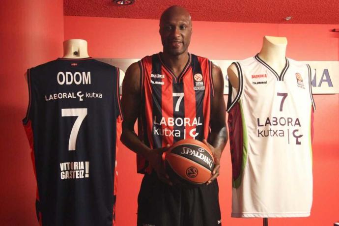 Lamar Odom, durante su presentación como jugador del Baskonia