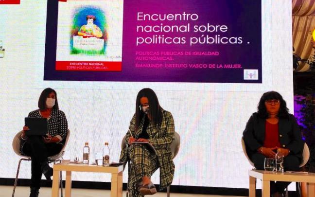 Emakunde destaca cinco ámbitos estratégicos en el encuentro estatal sobre políticas públicas. Emakunde destaca cinco ámbitos estratégicos en el encuentro estatal sobre políticas públicas.